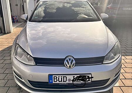 VW Golf Variant Volkswagen 1.6 TDI BlueMotion Technology DSG