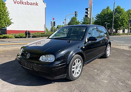 VW Golf Volkswagen *AUTOMATIK*KLIMA*86.000*TKM*TÜV/AU*12/2026
