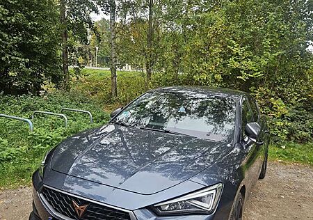 Cupra Leon 1.4 e-Hybrid (180 kW System) VZ