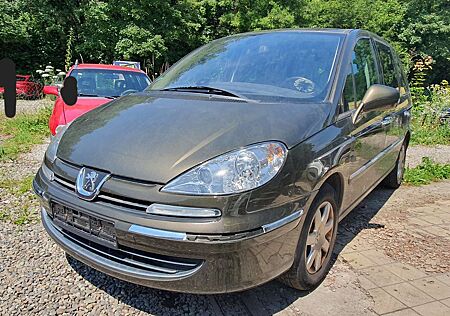 Peugeot 807 Allure 2,0 HDI