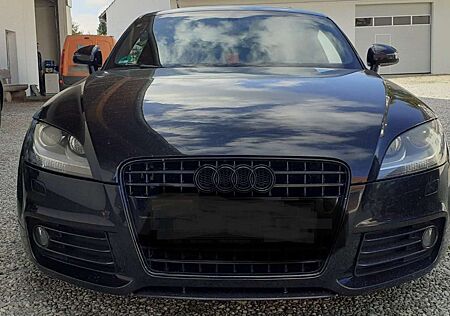 Audi TT Coupe 2.0 TFSI S-Line