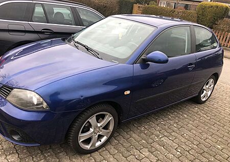Seat Ibiza 1.4 16V Bj.2006 Neue TÜV 07-2027-Klim Benziner