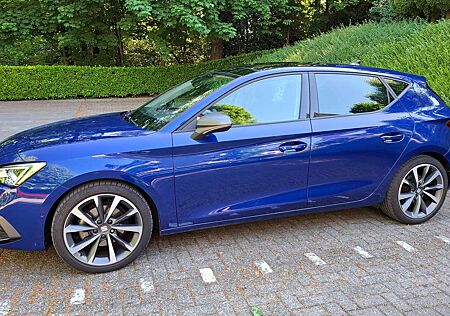 Seat Leon 1.5 TSI ACT OPF FR Panoramadach AHK LED Navi