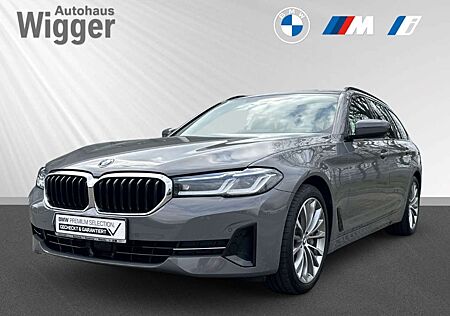 BMW 540 i xDrive touring/HUD/AHK/Navi/Leder/Laser