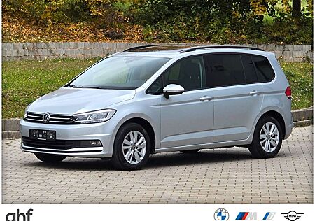 VW Touran Volkswagen 1.5 TSI DSG NAVI LED PANO ACC SDTHZ RFK