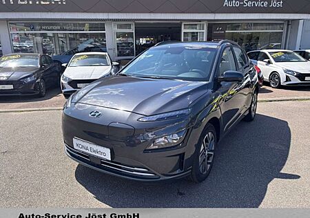 Hyundai Kona Select 2WD