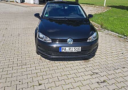 VW Golf Volkswagen 2.0 TDI 4Motion BlueMotion Technology Cup