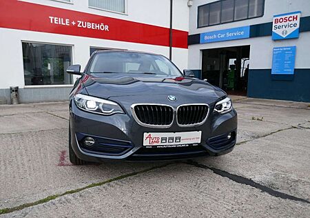 BMW 220 i Coupe Sport Line Nav/LED/LRhzg/PDC/SHZ