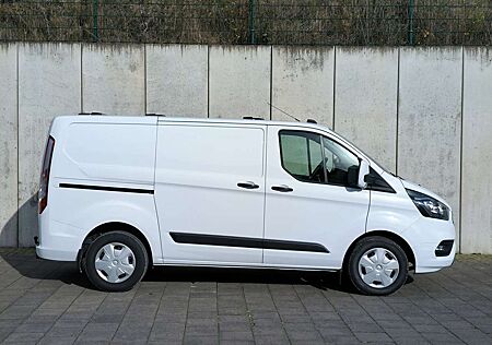 Ford Transit Custom 320 3Sitz AHK Navi PDC ZRneu