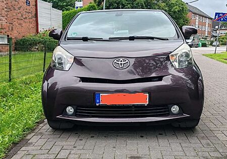 Toyota iQ 1.0