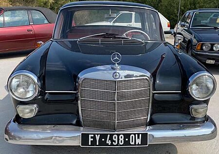 Mercedes-Benz 190