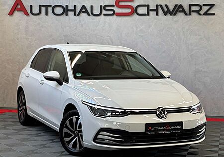 VW Golf Volkswagen VIII 2.0TDI DSG VirtCock AHK Kamera ACC Led