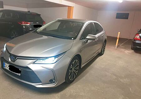 Toyota Corolla 1.8 Hybrid Club