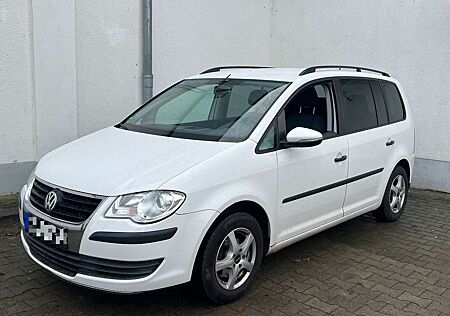 VW Touran Volkswagen 1.6 MPI Conceptline *KLIMA+TEMPO+AHK+2-HAND* 2009