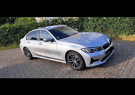 BMW 320 d Advantage