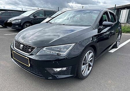 Seat Leon FR*Panorama*Navi*Alcantara*LED*1.Hand