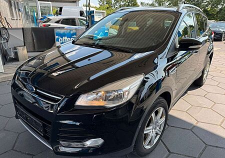 Ford Kuga Titanium 2.0 *SEHR GEPFLEGT* *NAVI*