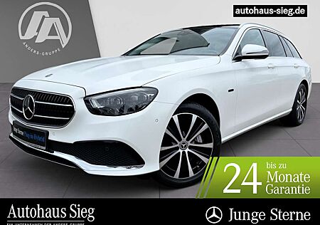 Mercedes-Benz E 300 de 4M T Avantgarde+MBUX+Pano+Distr+AHK+Kam