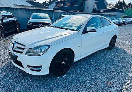Mercedes-Benz C 220 CDI Coupe BlueEf AMG Automatik