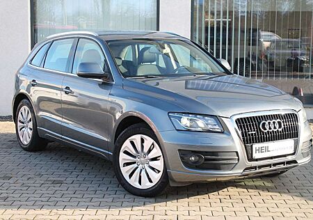 Audi Q5 2.0 TFSI hybrid quattro*NAVI*BI-XENON*AHK*