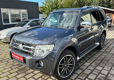 Mitsubishi Pajero 3.2 DI-D Instyle Aut*LEDER*WEBASTO*NAVI