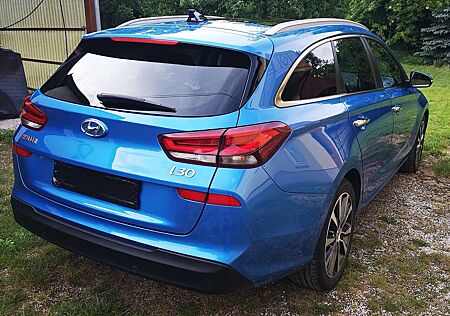 Hyundai i30 Kombi 1.4 T-GDI DCT Premium Leder