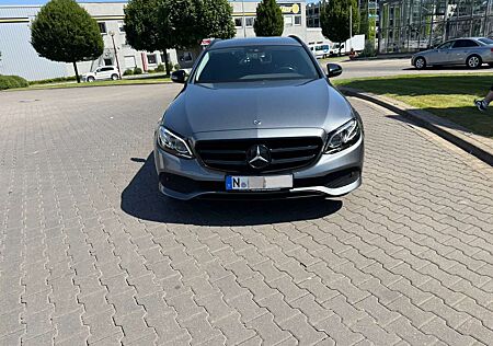 Mercedes-Benz E 400 4Matic T Night mit Garantie