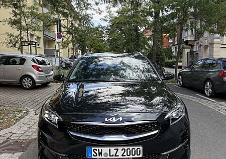 Kia XCeed 1.6 T-GDI OPF DCT7 PLATINUM EDITION