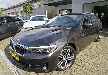 BMW 520 dA touring *1.HAND *AHK *KAMERA *WINTERRÄDER