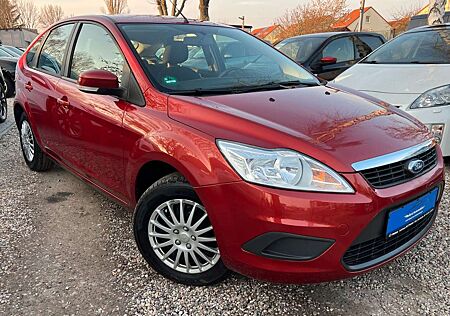 Ford Focus Lim. Style*2.HD*Klima*AHK*PDCÜ*TÜV NEU