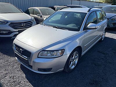 Volvo V50 2.0 D Momentum | Kein TüV!
