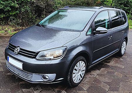 VW Touran Volkswagen 1.4 TSI Highline
