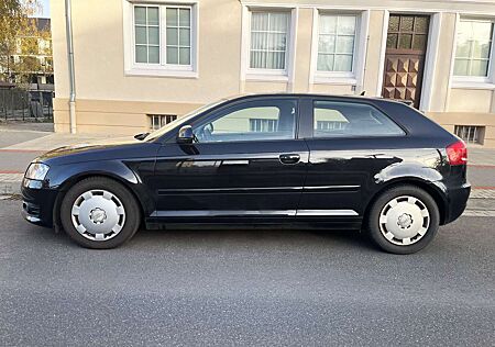 Audi A3 2.0 TDI DPF quattro Ambition