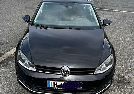 VW Golf Variant Volkswagen Golf VII Variant Diesel 2.0 TDI BlueMotion Technol