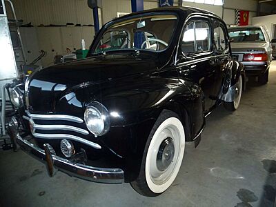 Renault Others 4 CV Cremeschnittchen, Originalzustand
