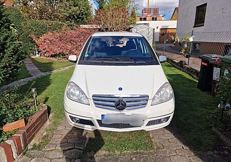 Mercedes-Benz A 160 BlueEFFICIENCY Avantgarde
