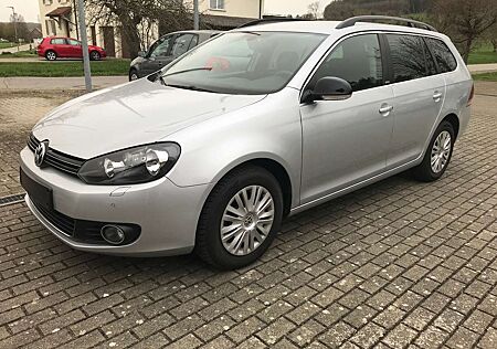 VW Golf Variant Volkswagen 1.6 TDI DPF Style Klima Sitzheizung 2xPDC Metallic