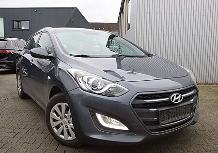 Hyundai i30 i30CW 1.6 CRDI Comfort TEMPOMAT, SHZ, PDC