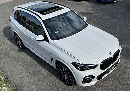 BMW X5 xDrive 40d M SPORT AHK LEDER 3DVIEW