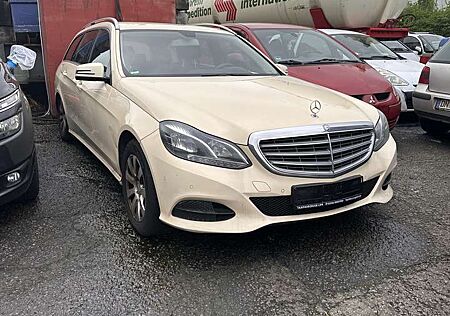 Mercedes-Benz E 200 T BlueTEC 7G-TRONIC Edition