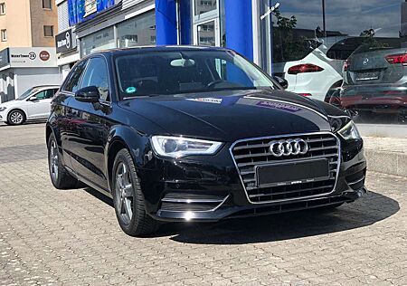 Audi A3 1.4 TFSI * 1.Hand * Leder * LED * Standhzg. *