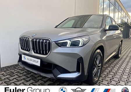 BMW iX1 xDrive 30A AD Navi Digitales Cockpit Soundsystem L