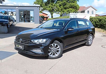 VW Passat Variant Volkswagen Business Kamera Navi LED ACC SHZ