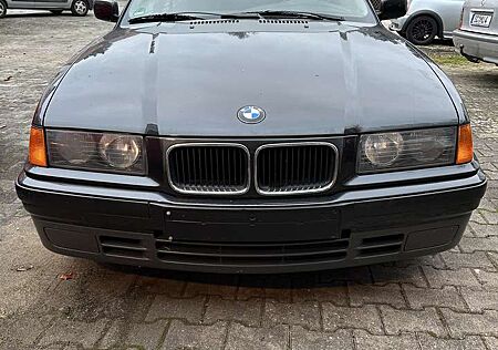 BMW 318is 318