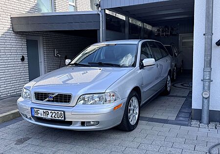 Volvo V40 1.8 Classic Limited Edition Comfort Leder SHZ TÜV