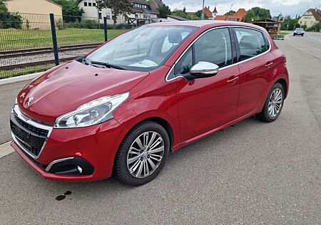 Peugeot 208 Signature*Navi*PDC*Tempomat*TÜV/AU NEU*