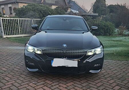 BMW 318i 318 3er Aut. M Sport