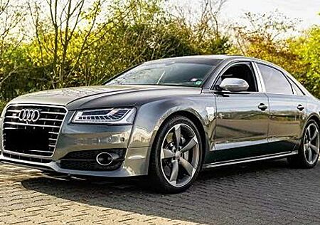 Audi A8 L Vollausstattung Alcantara