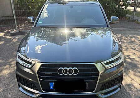 Audi Q3 2.0 TFSI quattro S tronic sport