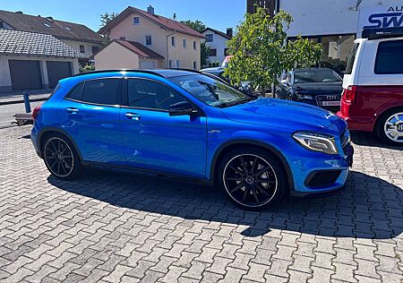 Mercedes-Benz GLA 45 AMG 4Matic VOLL